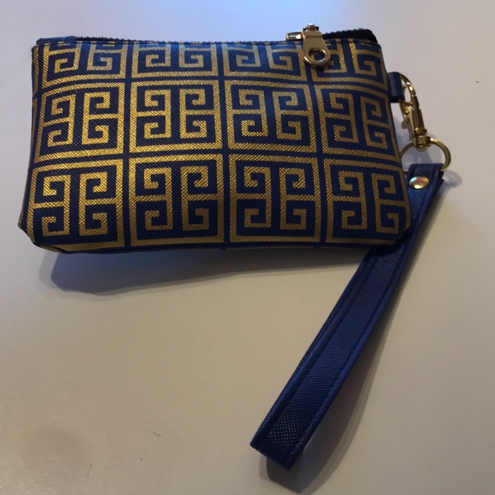 Wristlet - Picture 2 of 4